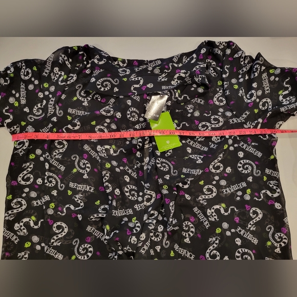 TORRID Beetlejuice Sandworm Button Down Tunic Shirt Size 3 - Picture 10 of 14